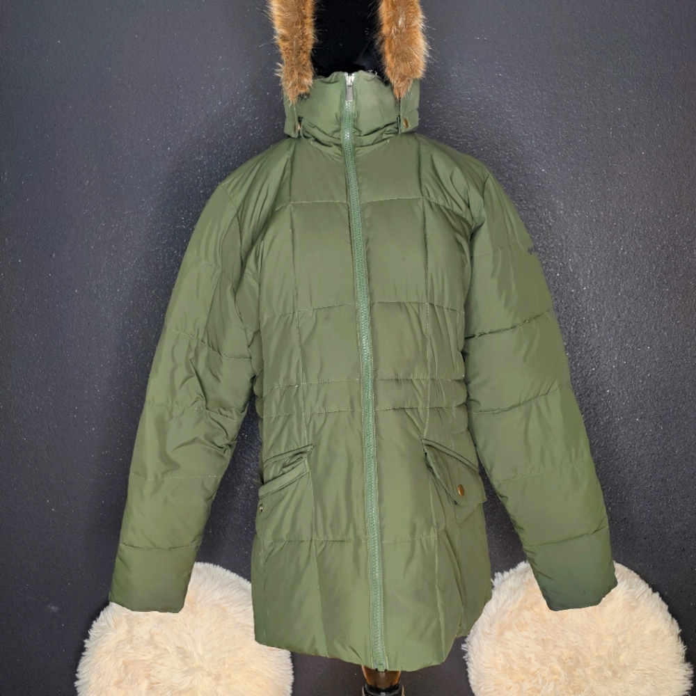 Columbia Winter Jacket with Faux Fur Trim Hood